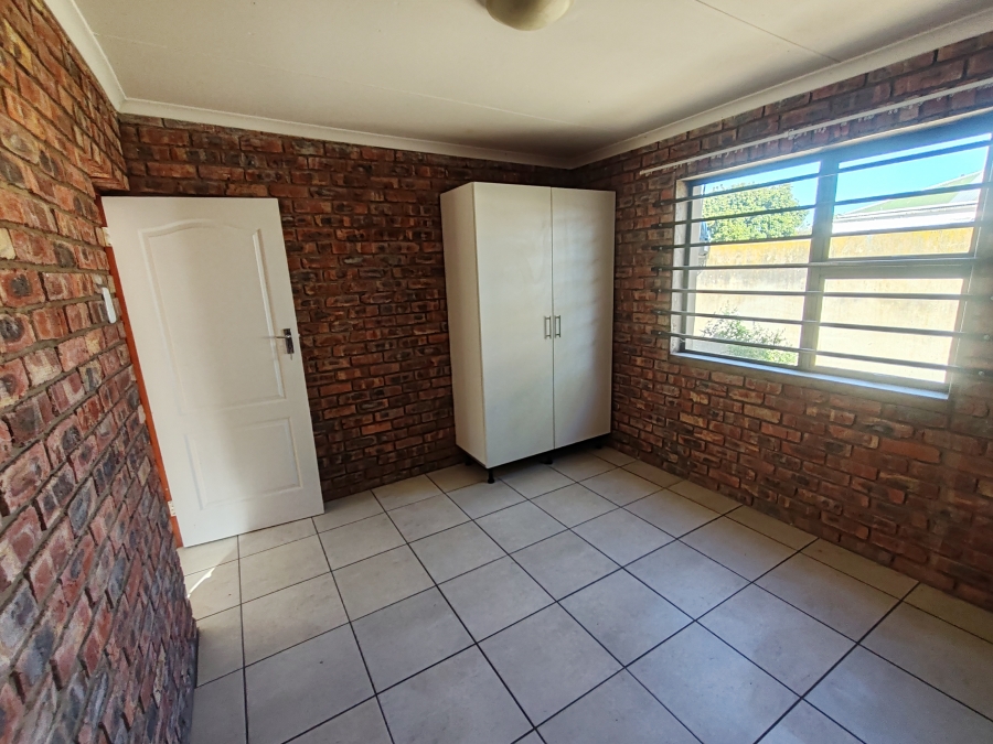 3 Bedroom Property for Sale in Retief Eastern Cape